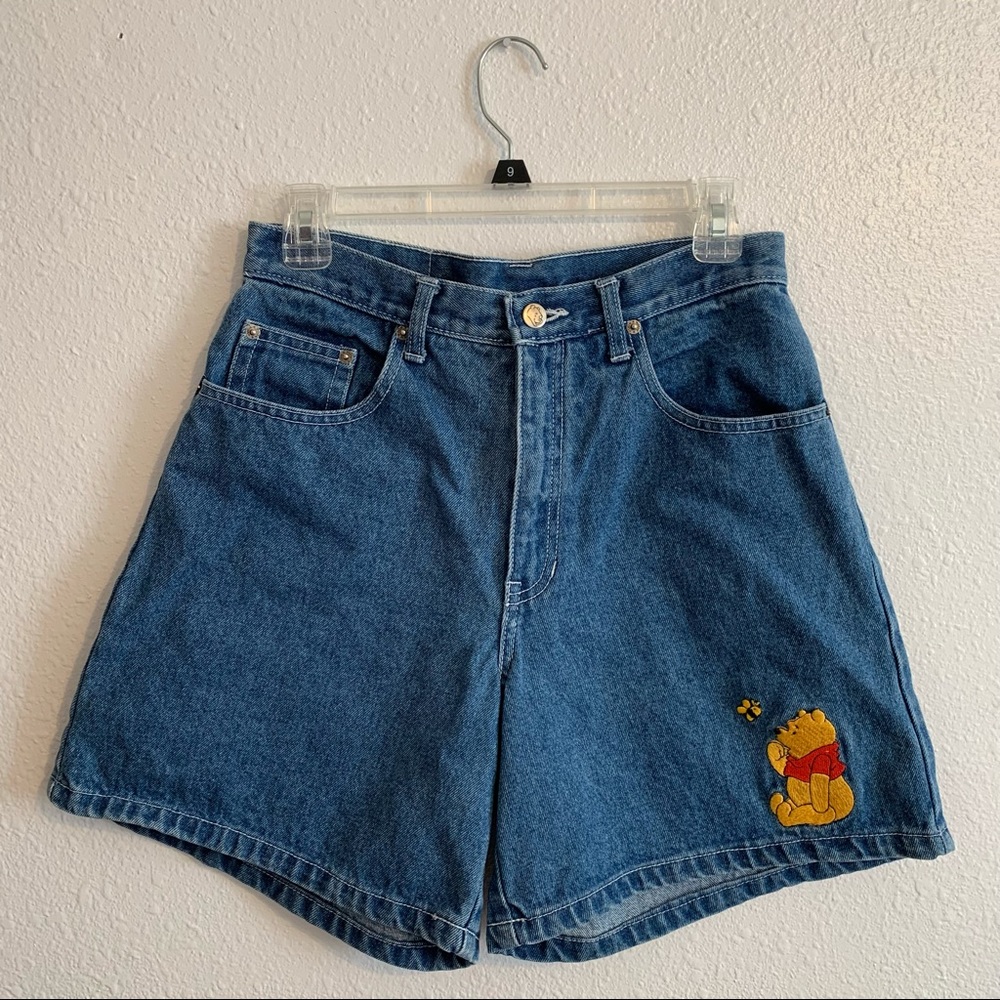 Vintage Disney Winnie the Pooh Embroidered Mom Shorts 🍯 28/29
